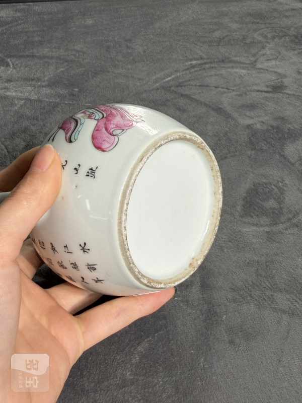 清同治粉彩无双谱人物故事纹壶 - 图5